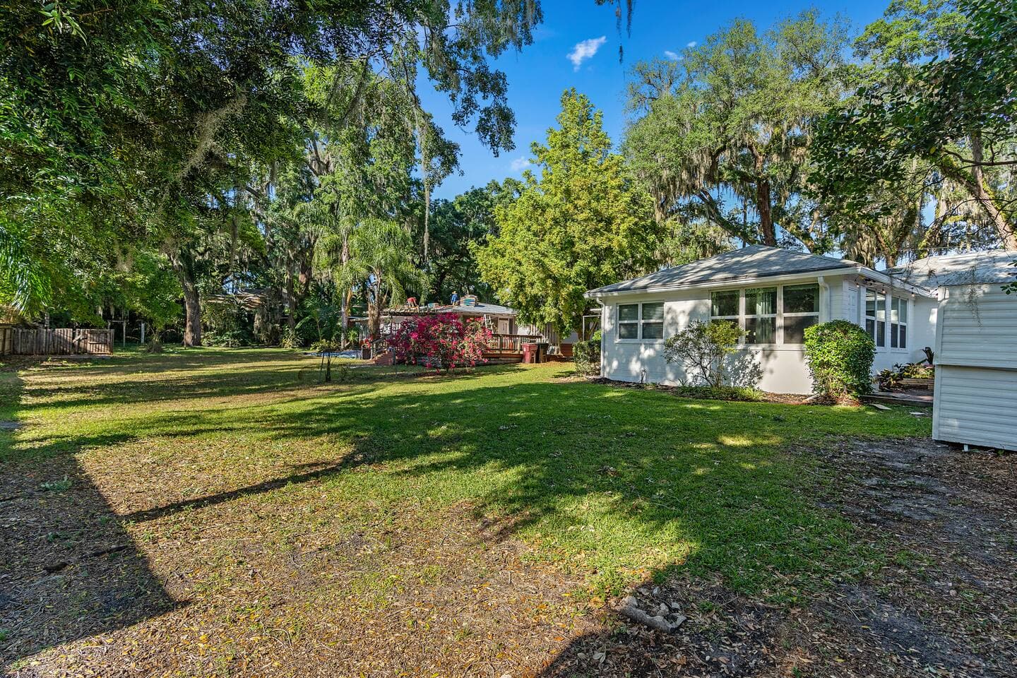 View of the quiet, tree-lined street in the Downtown Orlando neighborhood